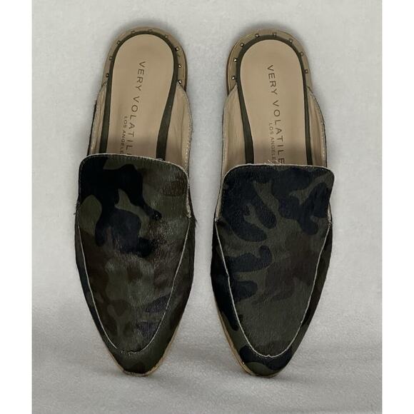 Very Volatile Shoes - Very Volatile Los Angeles Camo Leather Cow Hair Slip On Mules Flats Sz 7